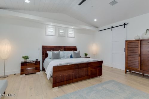 4013 49 Pl, Phoenix AZ 85018-2965 exterior