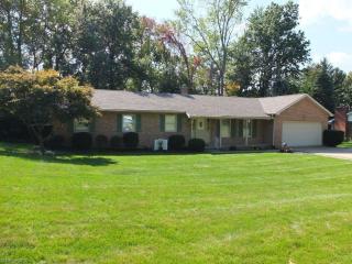 704 42nd St, Canton, OH 44709-1606