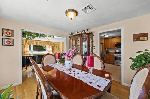 24 Randolph St, Canton MA 02021-2333 exterior