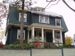 5 Oakwood Ter, Newton, MA 02459-1423