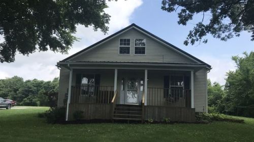 8833 Battletown Rd, Wolf Creek, KY 40104-8007