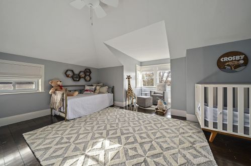 333 Brush Hl Rd, Milton MA 02186-1030 exterior