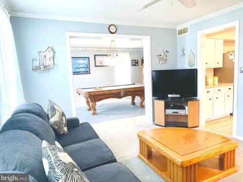 26 Tattersall Dr, West Deptford NJ 08051-1712 exterior