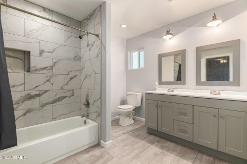 953 Cocopah St, Phoenix AZ  85007-4118 exterior