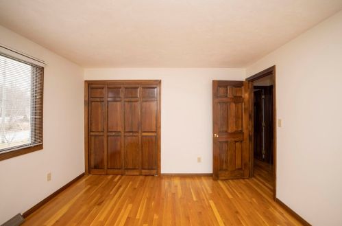 95 Copley Dr, Taunton MA 02780 exterior