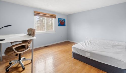 6 Skylar Dr, Southborough MA 01772-1745 exterior