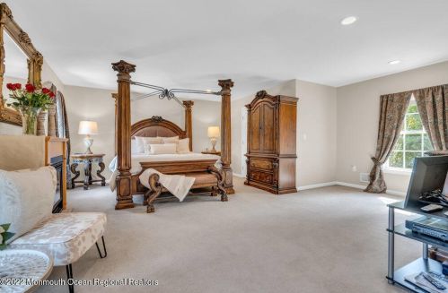 1 Highland Dr, Jackson Twp NJ 08527-1213 exterior