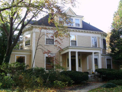 49 Columbus St, Newton, MA 02461-1436