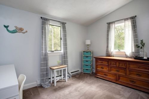 549 Wareham Rd, Plymouth MA  02360-3236 exterior