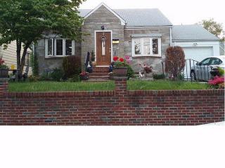 193 Hickory St, Kearny NJ  07032-3403 exterior