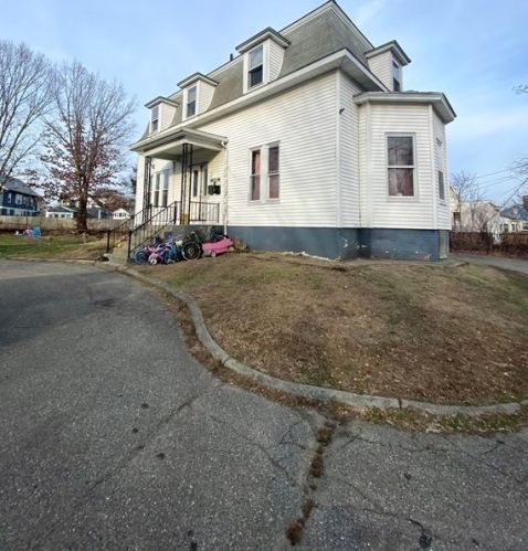 280 Weir St, Taunton MA 02780-4620 exterior