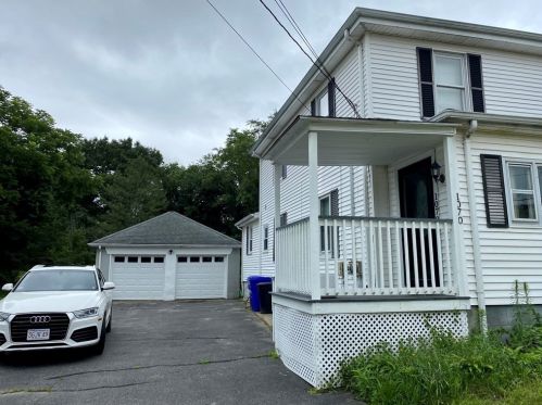 1070 Somerset Ave, Taunton MA 02780-4622 exterior
