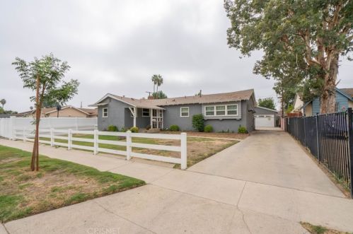 19848 Valerio St, Woodland Hills, CA 91306-3043