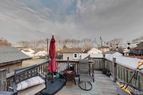 264 Davis Ave, Kearny NJ 07032-3402 exterior