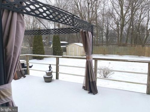 112 Talon Ln, West Deptford NJ 08093-2322 exterior