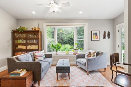 119 Rhinecliff St, Arlington MA 02476-7332 exterior