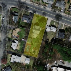 472 Crafts St, Newton MA 02465-1703 aerial view