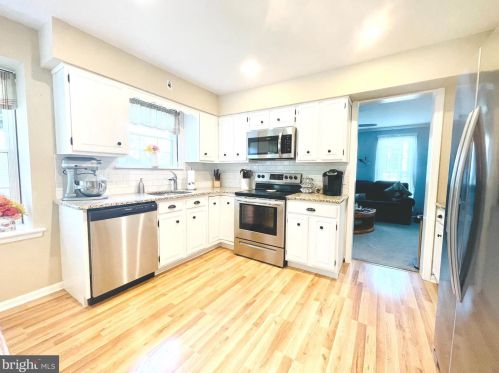 26 Tattersall Dr, West Deptford NJ 08051-1712 exterior