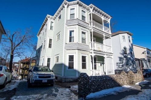 154 Eastern Ave, Worcester MA  01605-2814 exterior