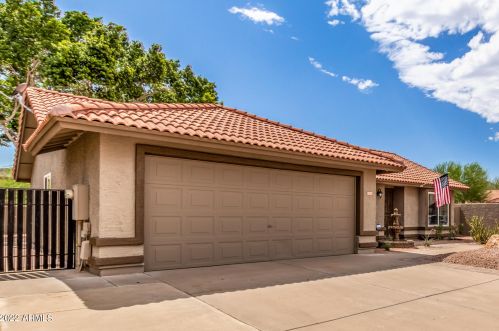 13826 36 Pl, Phoenix AZ 85050-8386 exterior