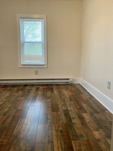 39 Hart St, Taunton MA 02780-4933 exterior