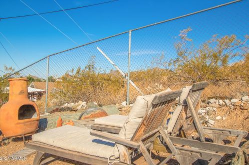 1036 Butler Dr, Phoenix AZ 85051-4742 exterior