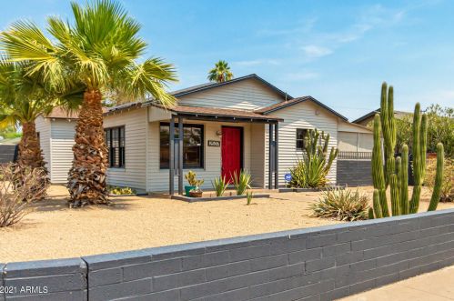 2537 Evergreen St, Phoenix, AZ 85006-1133