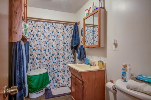 50 Beacon St, Fall River MA 02724-1534 exterior