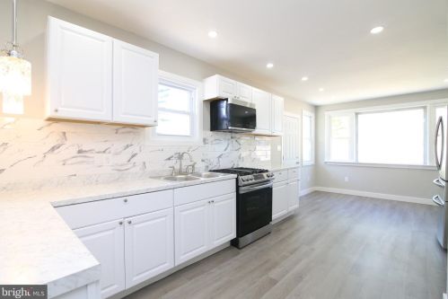 126 Billings Ave, West Deptford NJ  08066-2223 exterior