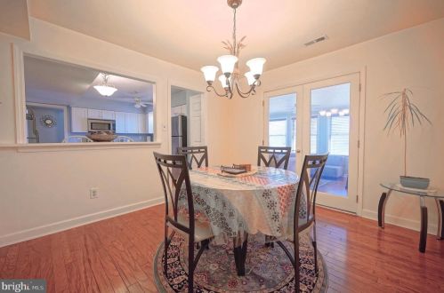 239 Hampshire Dr, West Deptford NJ 08096-4206 exterior