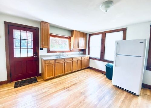 21 James St, Taunton MA  02780-1514 exterior