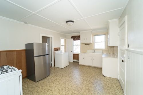 1 Hamilton St, Plymouth MA 02360-4101 exterior