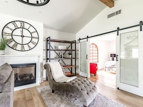 5123 43rd Pl, Phoenix AZ  85018-1633 exterior