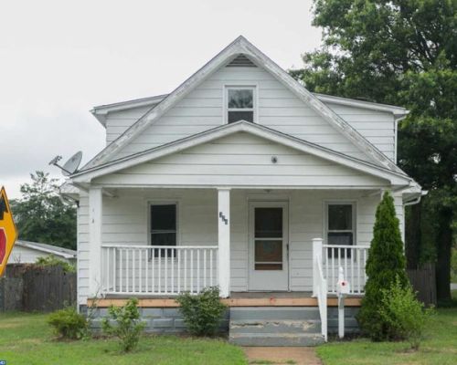 329 Thomson Ave, West Deptford, NJ 08066-1642