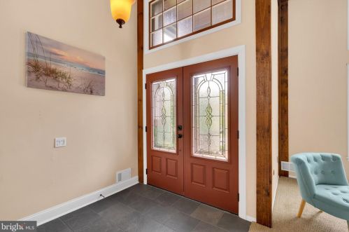 85 Colleen Cir, Trenton NJ 08638-1724 exterior