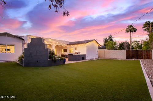 3819 41 Pl, Phoenix AZ 85044-1331 exterior