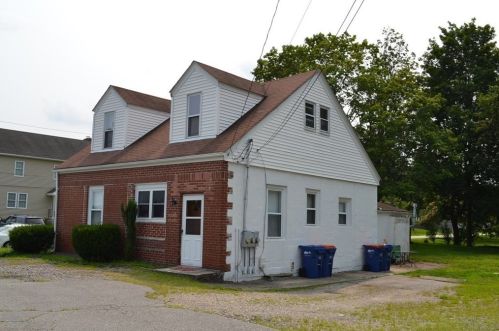 89 Fall Riv Ave, Seekonk MA 02771-5325 exterior