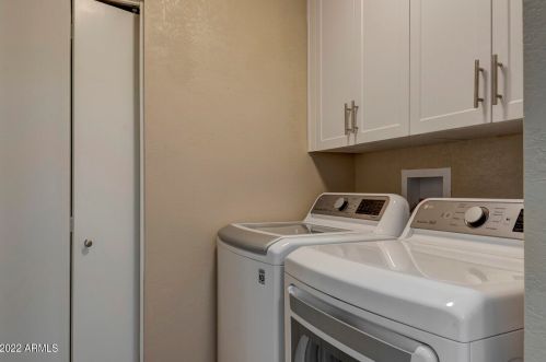 17822 18 Dr, Phoenix AZ 85023-2358 exterior