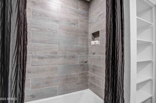 9022 18 Dr, Phoenix AZ 85021-2908 exterior