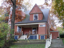 51 Grove Hill Ave, Newton, MA 02460-2336