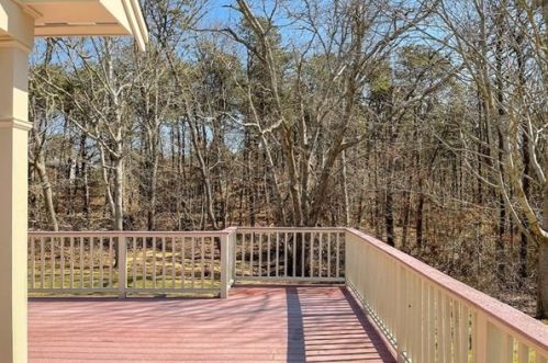 3 Bassett Wood Rd, Harwich MA 02645-2470 exterior