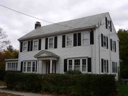 6 Brewster Rd, Newton, MA 02461-1302