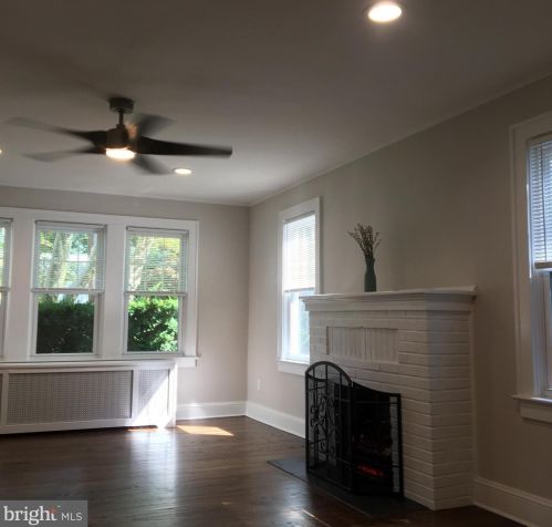 13 Thurston Ave, Trenton NJ  08618-1709 exterior