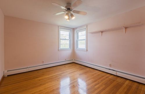 61 Derby St, Worcester MA 01604-3940 exterior