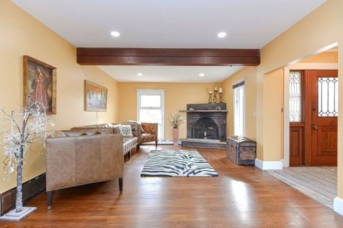 236 Sea St, Weymouth MA  02191-1520 exterior