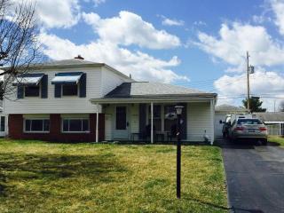 5057 Lockbourne Rd, Columbus, OH 43207-5073