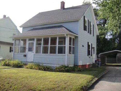 35 Fuller St, Seekonk MA  02771-6004 exterior