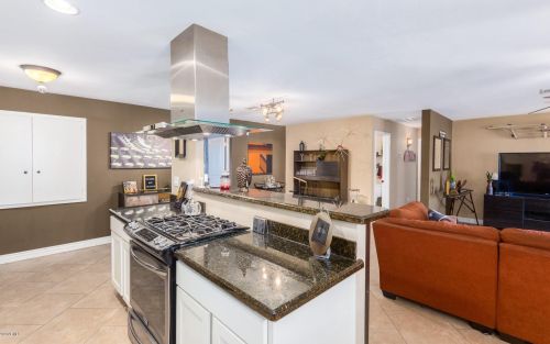 2345 Earll Dr, Phoenix AZ 85012-2632 exterior