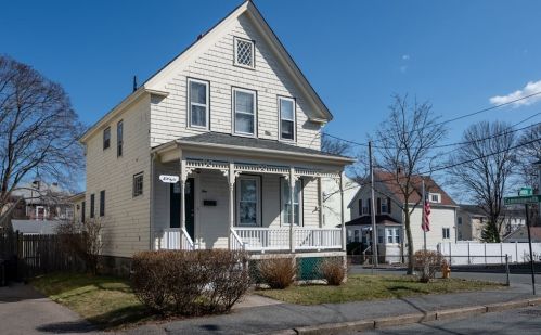 1 Beacon St, Quincy, MA 02169-7117