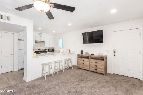 4731 Belleview St, Phoenix AZ  85008-5606 exterior